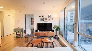 Photo 2: 306 1788 COLUMBIA STREET in Vancouver: False Creek Condo for sale (Vancouver West)  : MLS®# R2651432