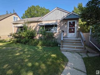 Photo 2: 9233 86 Street in Edmonton: Zone 18 House for sale : MLS®# E4309248