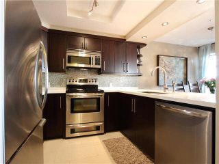 Photo 5: 206 55 E 10TH Avenue in Vancouver: Mount Pleasant VE Condo for sale in "Abbey Lane" (Vancouver East)  : MLS®# V1091688