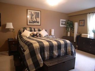Photo 5: : Freehold for sale : MLS®# N825487