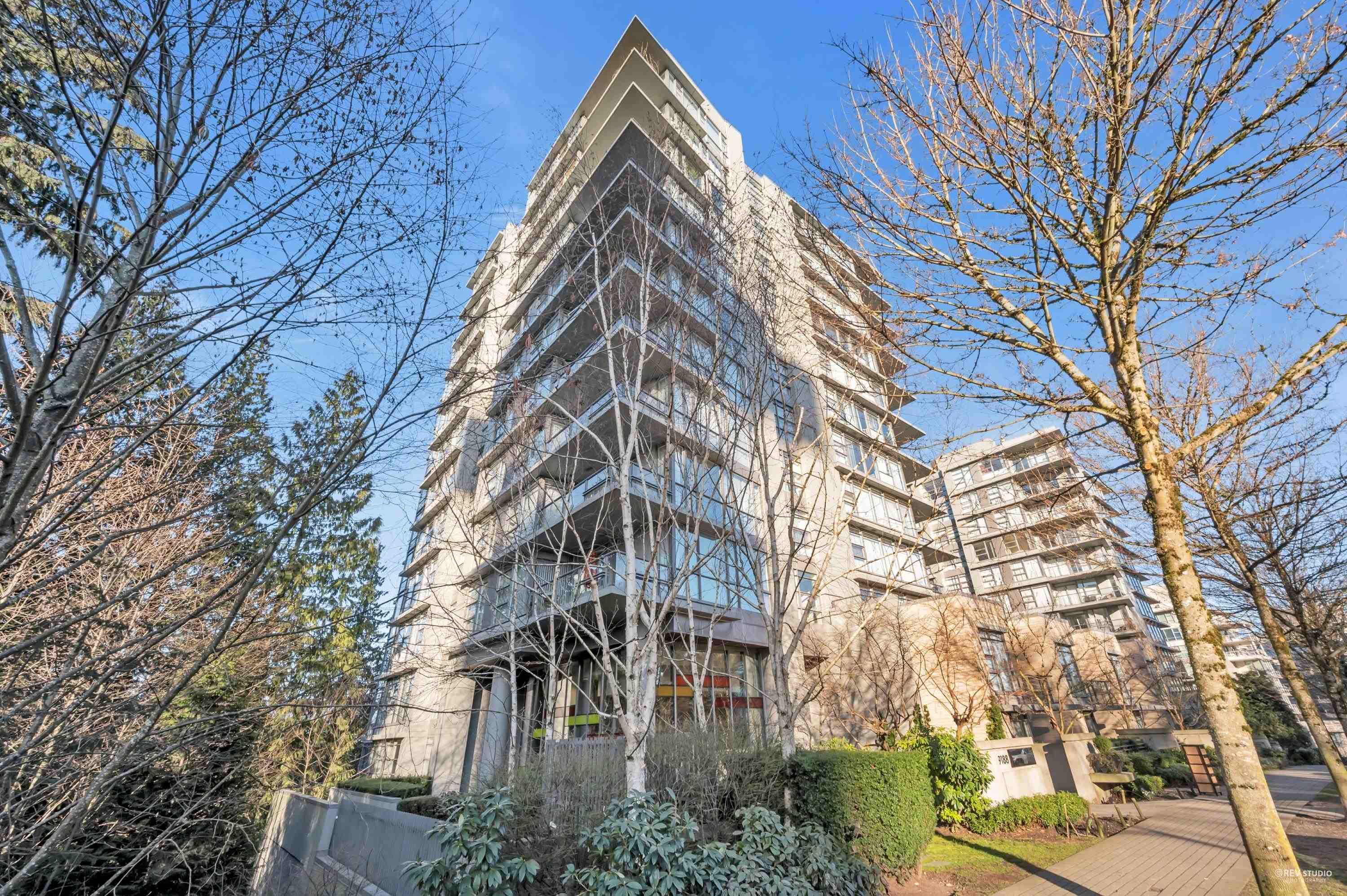 Main Photo: 1203 9188 UNIVERSITY CRESCENT in Burnaby: Simon Fraser Univer. Condo for sale (Burnaby North)  : MLS®# R2661435