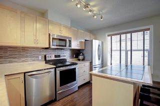 Photo 14: 165 Elgin Gardens SE in Calgary: McKenzie Towne Row/Townhouse for sale : MLS®# A1199659