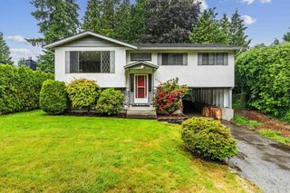 Photo 1: 17194 JERSEY Drive in Surrey: Cloverdale BC House for sale (Cloverdale)  : MLS®# R2699415