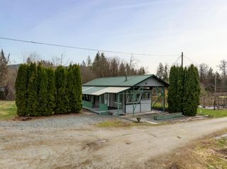 Photo 2: 30373 DEWDNEY TRUNK Road in Mission: Stave Falls House for sale in "Stave Falls" : MLS®# R2865924