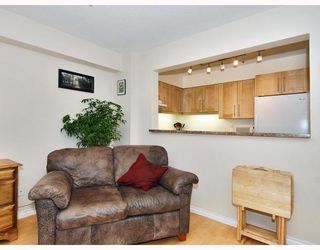 Photo 4: 102 1525 PENDRELL Street in Vancouver: West End VW Condo for sale in "CHARLOTTE GARDENS" (Vancouver West)  : MLS®# V754405