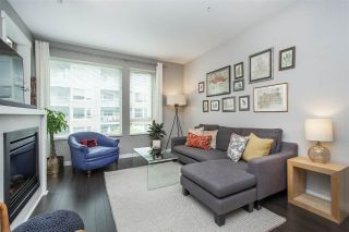Photo 10: 303 119 W 22ND Street in North Vancouver: Central Lonsdale Condo for sale in "Anderson Walk" : MLS®# R2479541