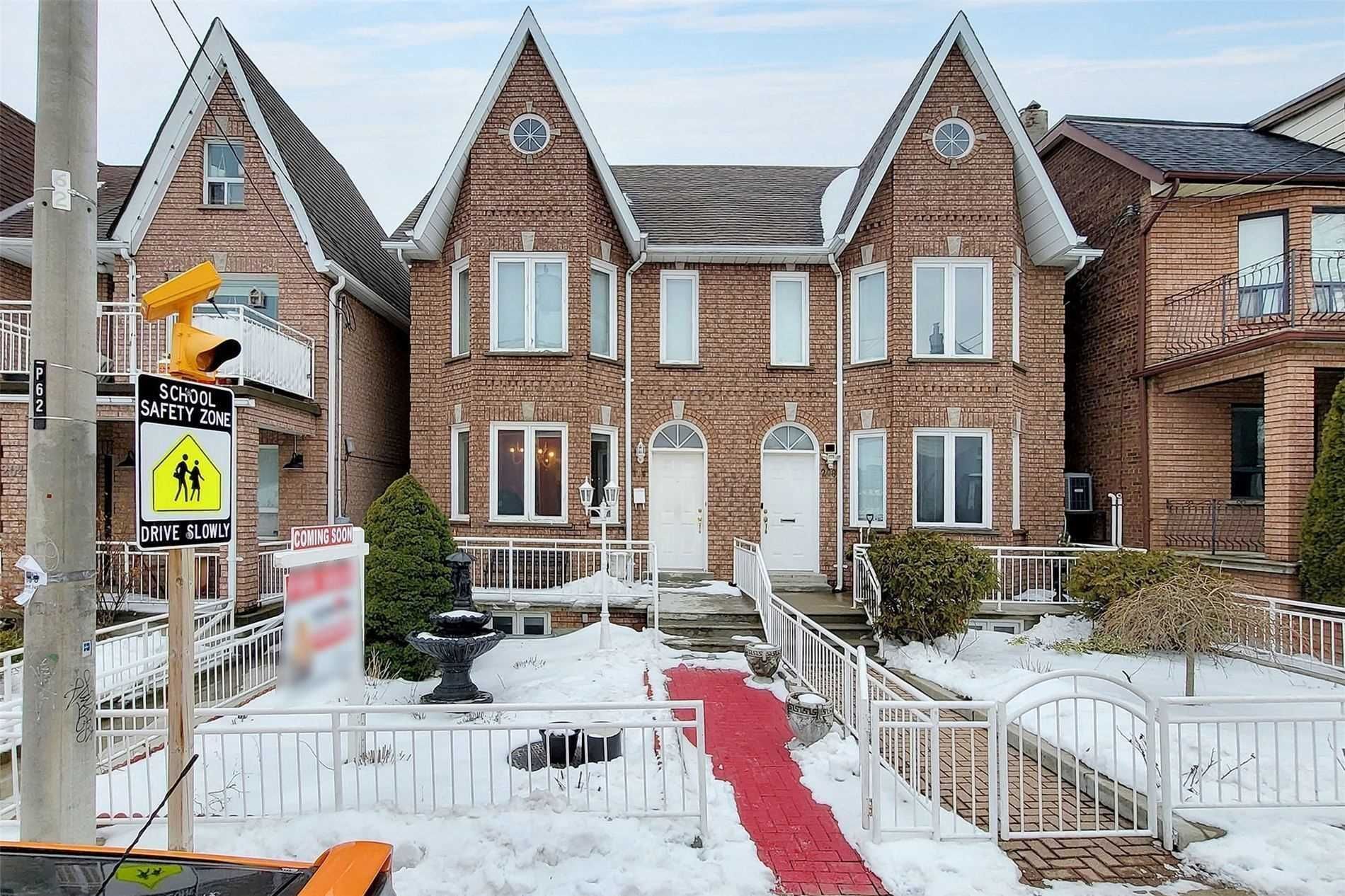 Main Photo: 206 Gladstone Avenue in Toronto: Little Portugal House (2-Storey) for sale (Toronto C01)  : MLS®# C5965275