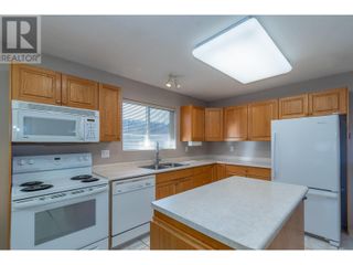 Photo 6: 2716 Wolfenden Terrace Unit# 12 in Armstrong: House for sale : MLS®# 10304669