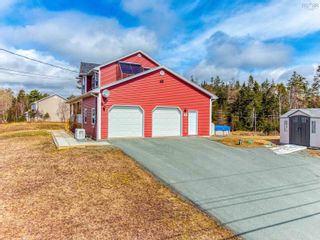Photo 3: 16 Morgan Drive in Lawrencetown: 31-Lawrencetown, Lake Echo, Port Residential for sale (Halifax-Dartmouth)  : MLS®# 202323140