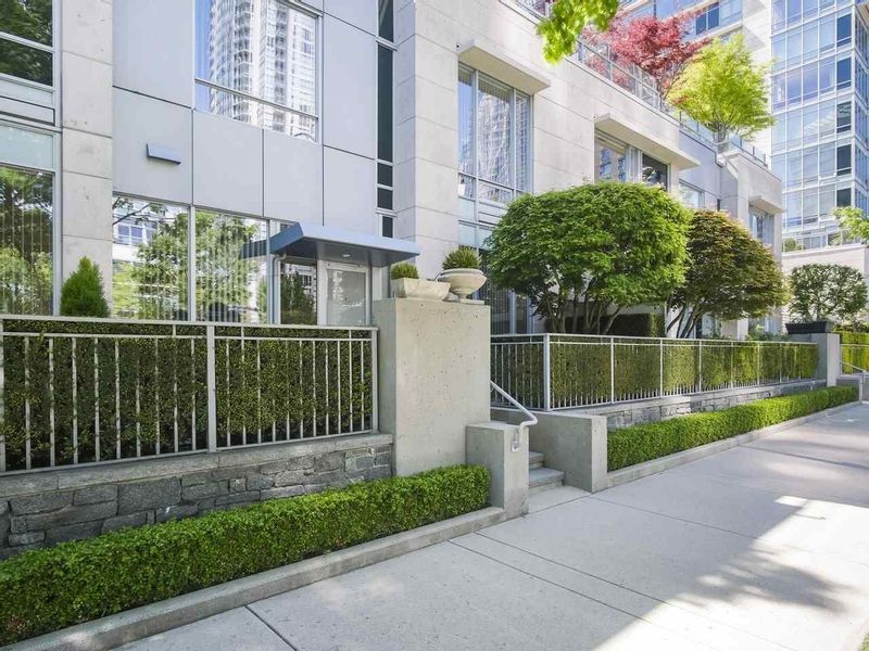 FEATURED LISTING: 410 BEACH Crescent Vancouver