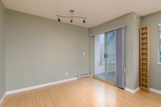 Photo 8: 415 6735 STATION HILL Court in Burnaby: South Slope Condo for sale in "COURTYARDS" (Burnaby South)  : MLS®# R2450864