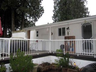 Photo 2: 62 21163 LOUGHEED Highway in Maple Ridge: Southwest Maple Ridge Manufactured Home for sale in "VAL MARIA MOBILE HOME PARK" : MLS®# R2244017