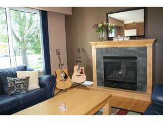 Photo 3: 932 Prince Rupert Avenue in WINNIPEG: East Kildonan Residential for sale (North East Winnipeg)  : MLS®# 1211513