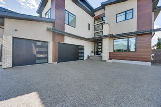 Photo 3: 2715 Wheaton Drive in Edmonton: House for sale