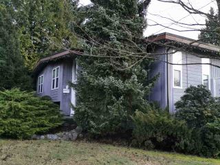 Photo 1: 6783 STONEY Crescent in Delta: Sunshine Hills Woods House for sale (N. Delta)  : MLS®# R2402950