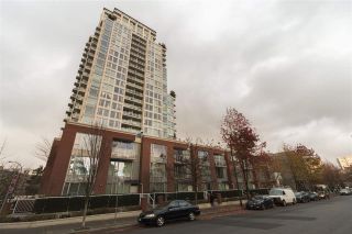 Photo 1: 37 KEEFER Place in Vancouver: Downtown VW Townhouse for sale in "TAYLOR" (Vancouver West)  : MLS®# R2228949