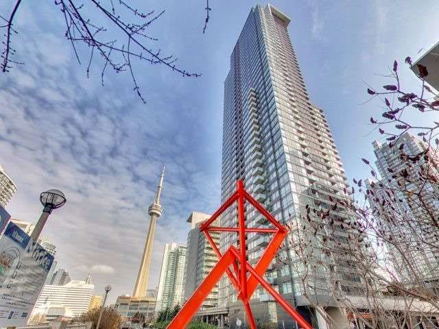 Main Photo: 1815 25 Telegram Mews in Toronto: Waterfront Communities C1 Condo for sale (Toronto C01)  : MLS®# C3991217