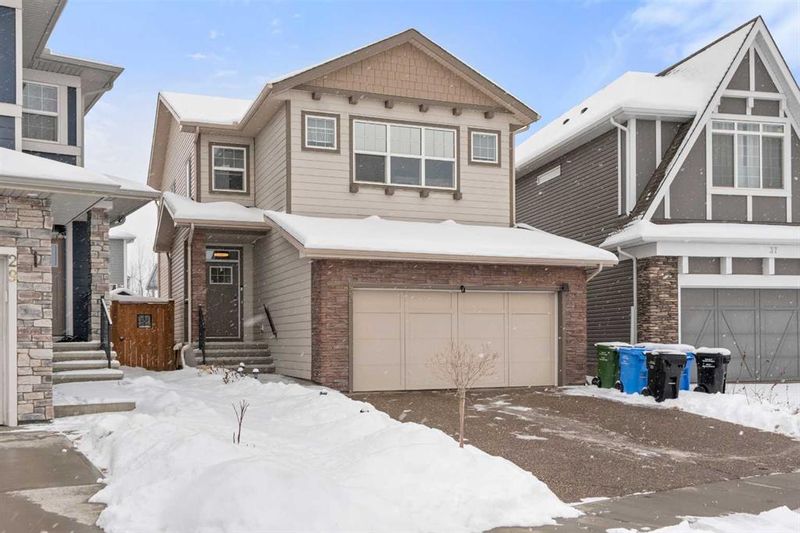 FEATURED LISTING: 33 Legacy Woods Place Southeast Calgary
