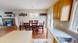 Photo 5: 2481 SING Street, Quesnel. Spacious family home located south of town. Dragon Lake area.