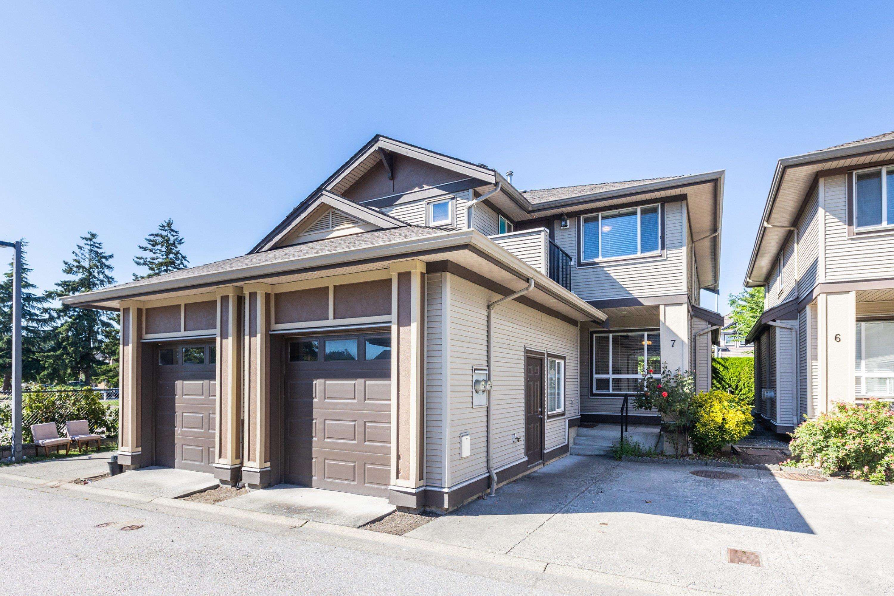 Main Photo: 7 15168 66A Avenue in Surrey: East Newton Townhouse for sale in "PORTER'S COVE" : MLS®# R2807363