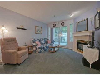 Photo 7: 111 5955 177B Street in Surrey: Cloverdale BC Condo for sale in "WINDSOR PLACE" (Cloverdale)  : MLS®# F1425121