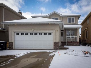 Photo 1: 352 Everglade Circle SW in Calgary: Evergreen Detached for sale : MLS®# A1216510