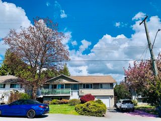 Photo 1: 14631 105A Avenue in Surrey: Guildford House for sale (North Surrey)  : MLS®# R2880976