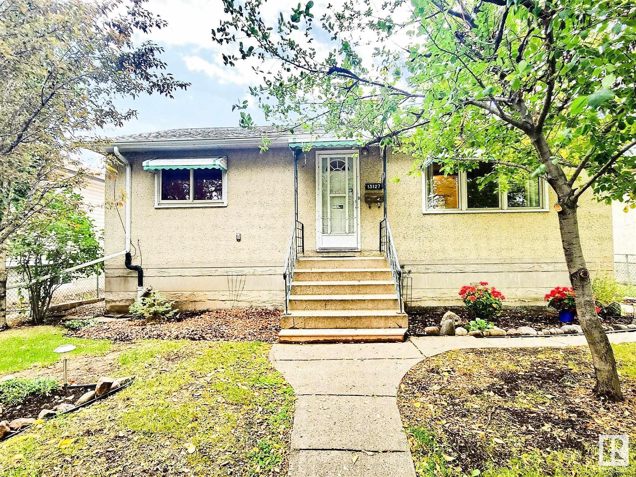 Main Photo: 13127 64 Street in Edmonton: Zone 02 House for sale : MLS®# E4314646