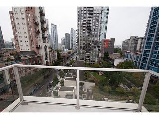 Photo 5: 907 1225 RICHARDS Street in Vancouver: Downtown VW Condo for sale in "Eden" (Vancouver West)  : MLS®# V1086819