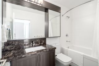 Photo 15: 3202 5515 BOUNDARY Road in Vancouver: Collingwood VE Condo for sale in "Wall Centre Central Park" (Vancouver East)  : MLS®# R2208071