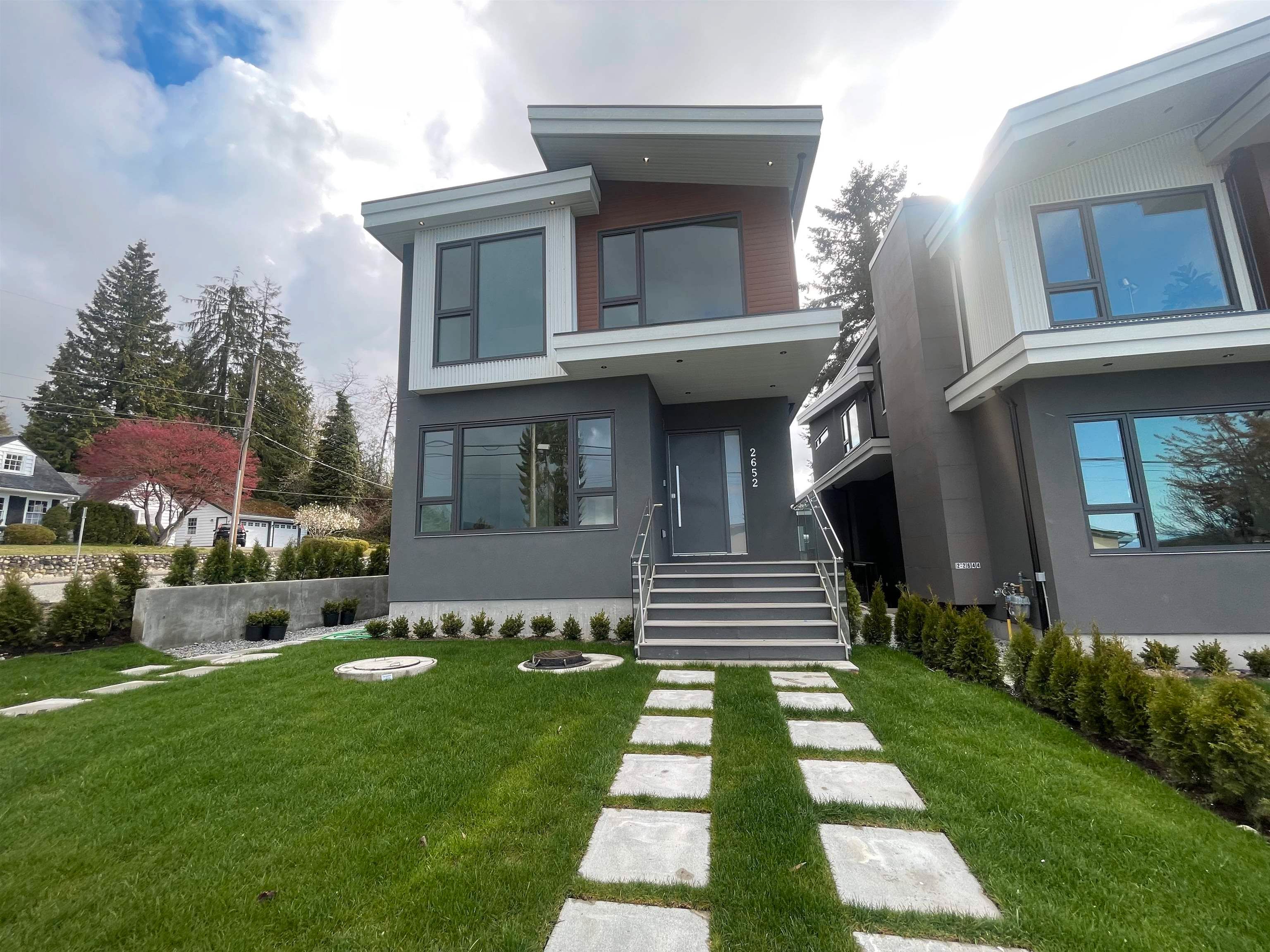 2652  CHESTERFIELD AVE Avenue, North Vancouver