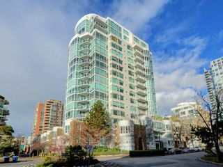 Photo 19: 702 1501 HOWE STREET in Vancouver: Yaletown Condo for sale (Vancouver West)  : MLS®# R2325497