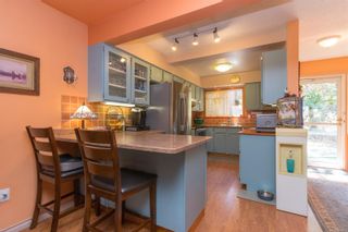 Photo 8: 8 626 Goldstream Ave in Langford: La Fairway Row/Townhouse for sale : MLS®# 880007