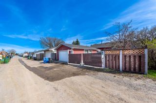 Photo 4: 6908 15 Avenue SE in Calgary: Applewood Park Detached for sale : MLS®# A2131260