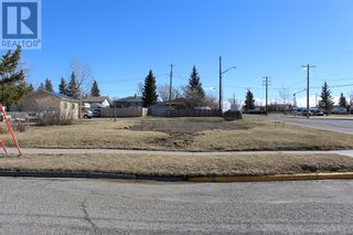 Photo 3: 686 Lacombe Street in Pincher Creek: Vacant Land for sale : MLS®# A2001442