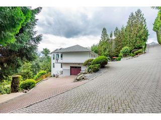 Photo 2: 2058 LION Court in Abbotsford: Abbotsford East House for sale : MLS®# R2378598