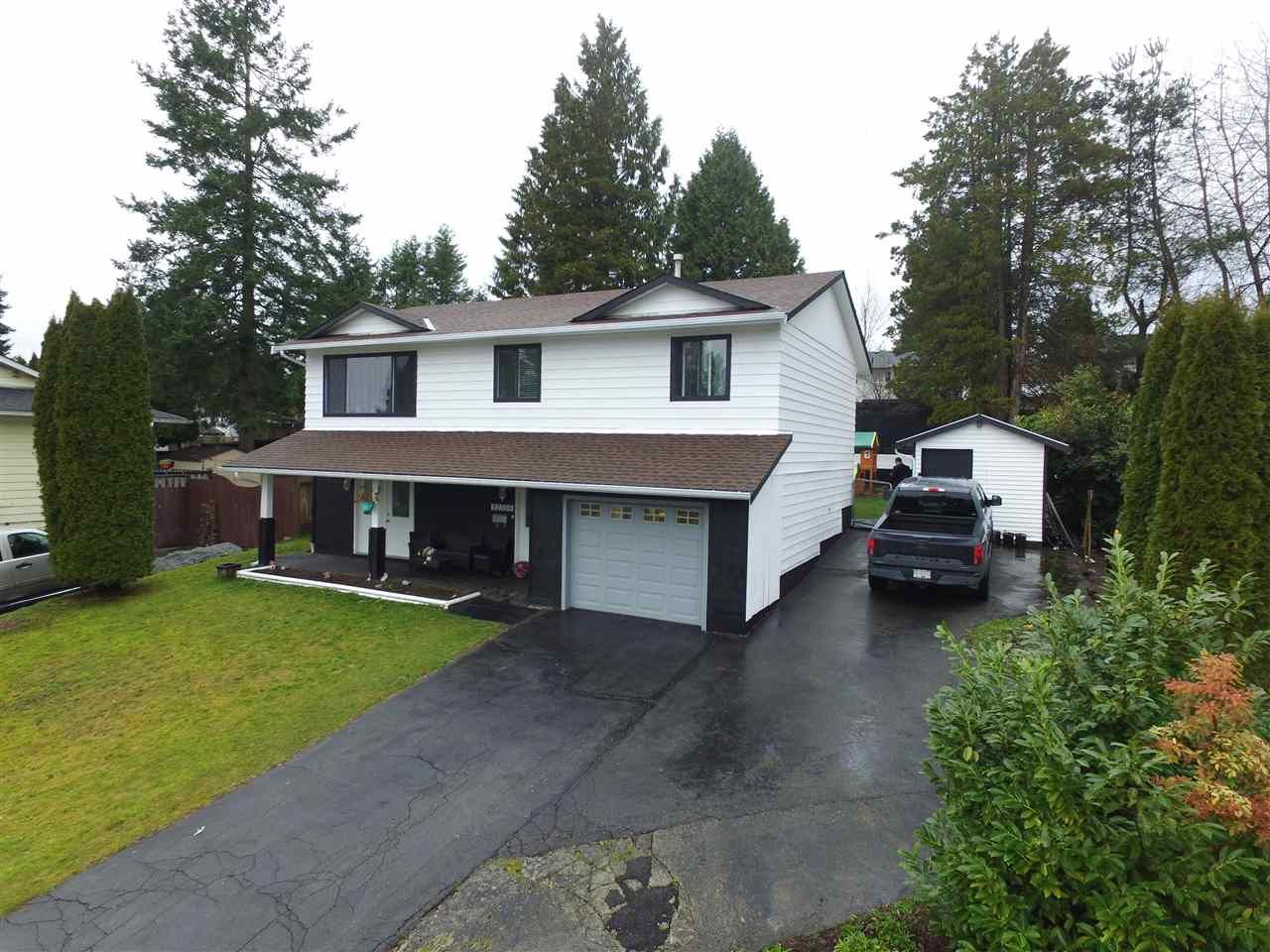 Main Photo: 32355 MALLARD PLACE in Mission: Mission BC House for sale : MLS®# R2527795