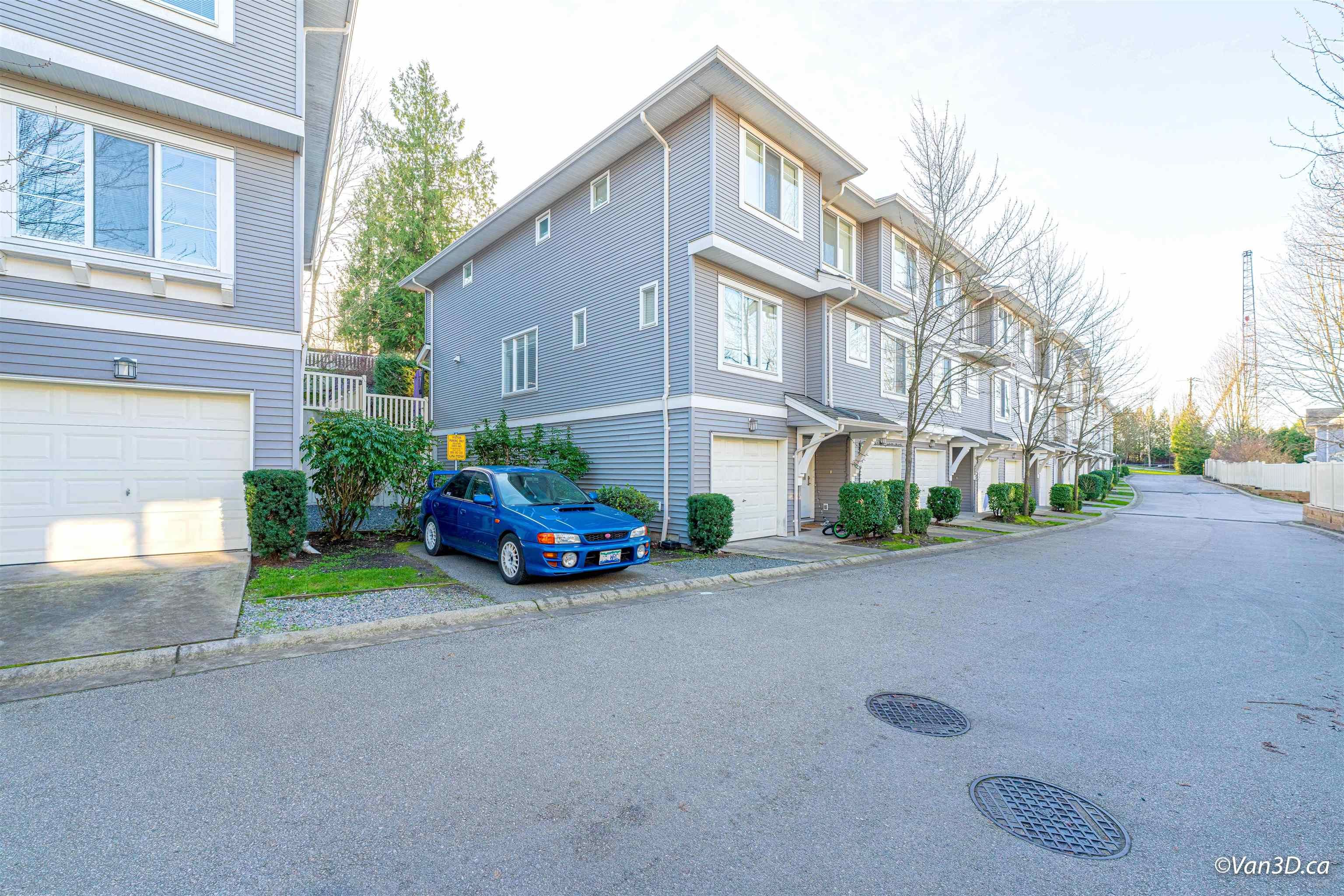 Main Photo: 108 15155 62A Avenue in Surrey: Sullivan Station Townhouse for sale in "OAKLANDS" : MLS®# R2636380