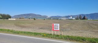Photo 1: 38323 VYE Road in Abbotsford: Sumas Prairie Land for sale : MLS®# R2871766