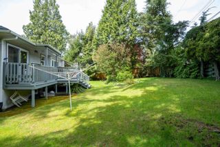 Photo 9: 952 BEAUMONT Drive in North Vancouver: Edgemont House for sale : MLS®# R2720261