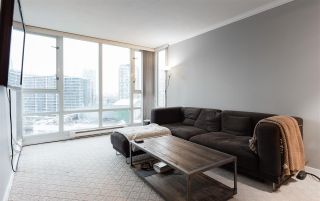 Photo 4: 1602 1033 MARINASIDE Crescent in Vancouver: Yaletown Condo for sale in "QUAYWEST" (Vancouver West)  : MLS®# R2223980