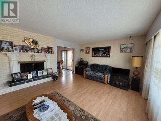 Photo 5: 3284 CARIBOO AVE in Powell River: House for sale : MLS®# 16910