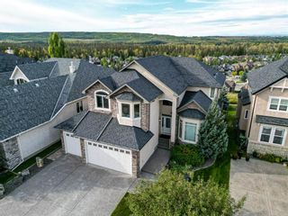 Photo 2: 82 Discovery Ridge Heights SW in Calgary: Discovery Ridge Detached for sale : MLS®# A1258640