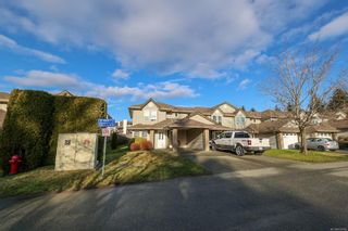 Photo 1: 23 772 Robron Rd in Campbell River: CR Campbell River Central Row/Townhouse for sale : MLS®# 950396