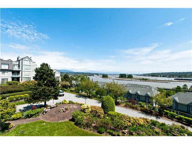 Main Photo: 301 60 RICHMOND STREET in : Fraserview NW Condo for sale (New Westminster)  : MLS®# V951138