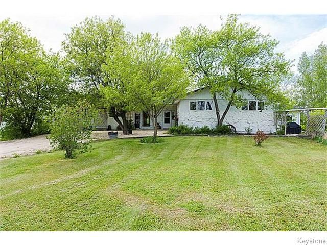Main Photo: 704 Lockport Road in Lockport: Single Family Detached for sale : MLS®# 1529466