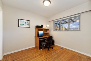 Photo 13: 881 THERMAL DRIVE in Coquitlam: Chineside House for sale : MLS®# R2738635