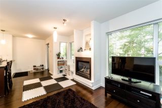 Photo 12: TH4 1288 CHESTERFIELD Avenue in North Vancouver: Central Lonsdale Townhouse for sale in "ALINA" : MLS®# R2204049