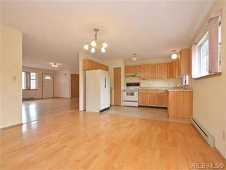 Photo 8: 3095 Brittany Dr in VICTORIA: Co Sun Ridge House for sale (Colwood)  : MLS®# 732743