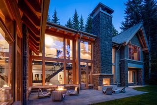 Photo 1: 4669 BLACKCOMB Way in Whistler: Benchlands House for sale in "Woodland Estates / Blackcomb Benchlands" : MLS®# R2740363